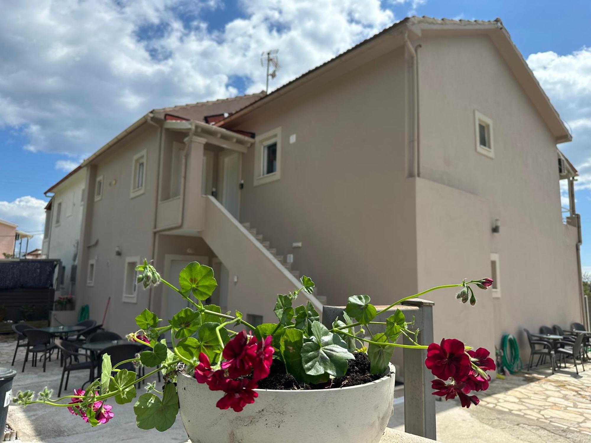 Evelina Luxury Suites In Corfu Ypsos Eksteriør bilde